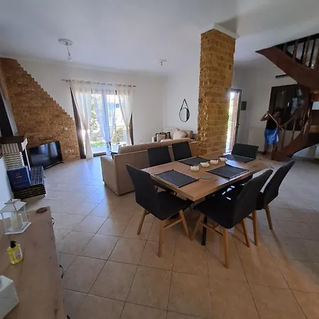 παραδοσιακη λαζαρατα Vakantiehuis Lazaráta