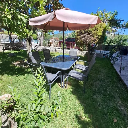 Vakantiehuis παραδοσιακη λαζαρατα